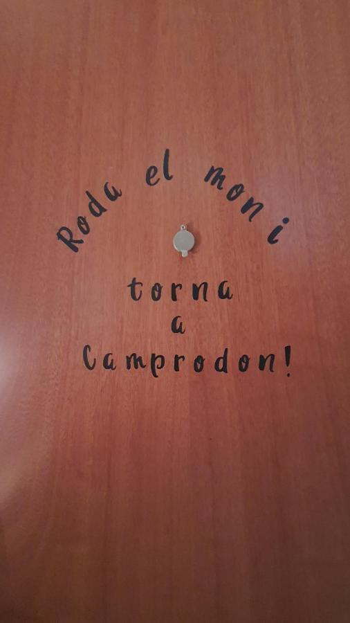 El Mussol De La Vila Camprodon, Balconets Amb Vistes A La Placa ภายนอก รูปภาพ
