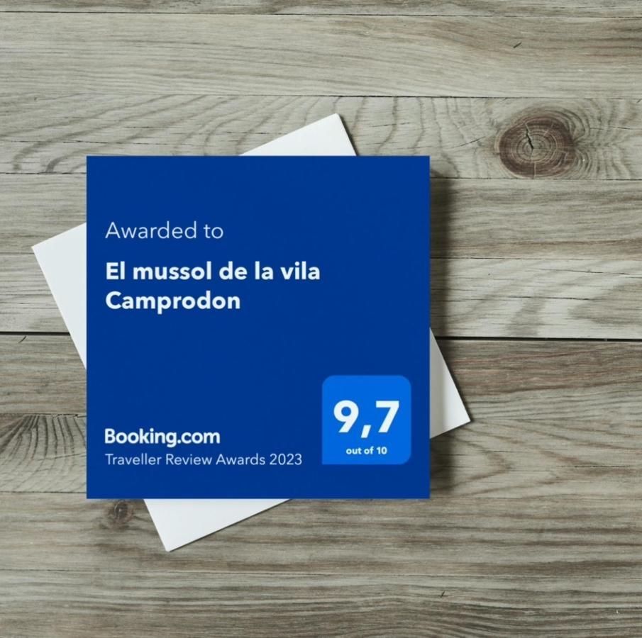 El Mussol De La Vila Camprodon, Balconets Amb Vistes A La Placa ภายนอก รูปภาพ